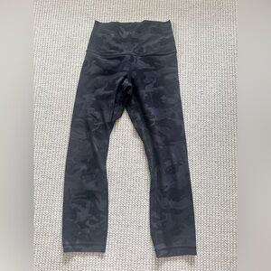 Women’s Lululemon High Rise Align Crop Yoga Pants
